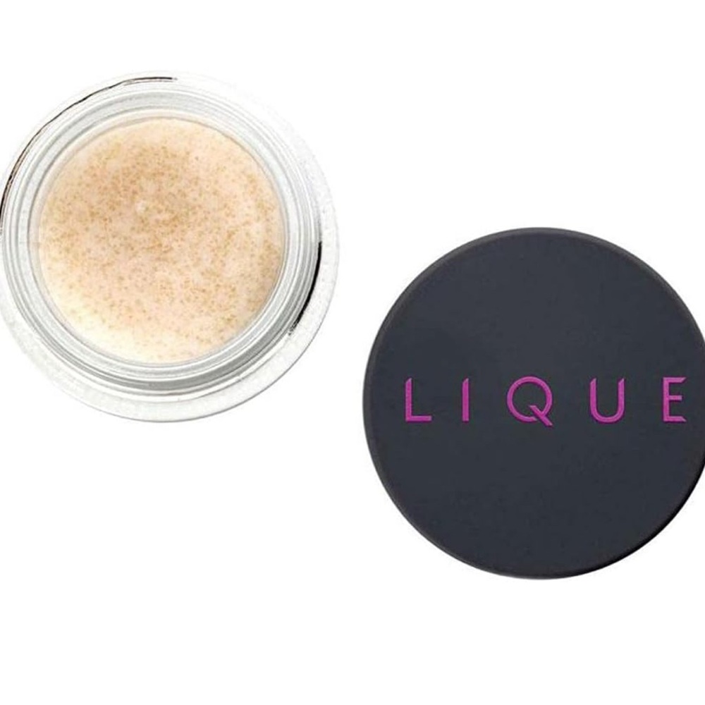 Lip Scrub/Exfoliation
